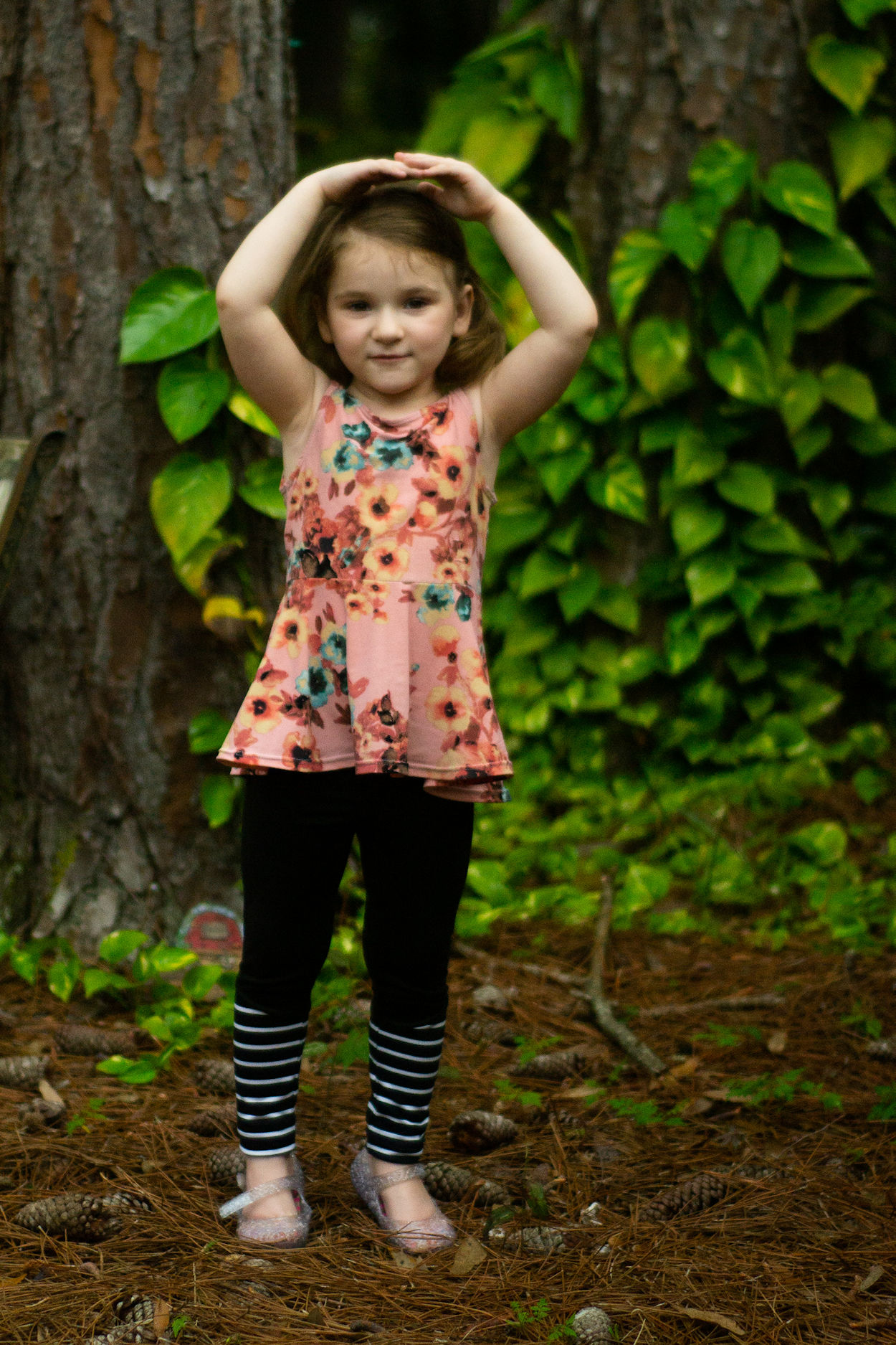Rocky Shore tights for gymnastics or play. Lower panel with slight angle for colour blocking. Shown with Dandelion tank.