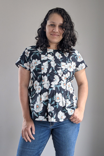 The Miss Haze top with pleated bodice and waist ties. Available from Sofiona Designs in junior miss sizes 0-20.