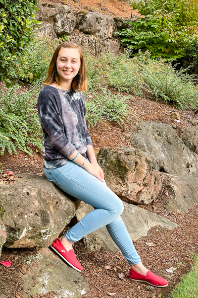 A raglan sweater with batwing sleeves. PDF Pattern for junior miss sizes 0-20 by Sofiona Designs.