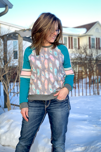 A raglan sweater with full length sleeves and sleeve stripes from Sofiona Designs PDF patterns for girls, tweens, teens, and women.