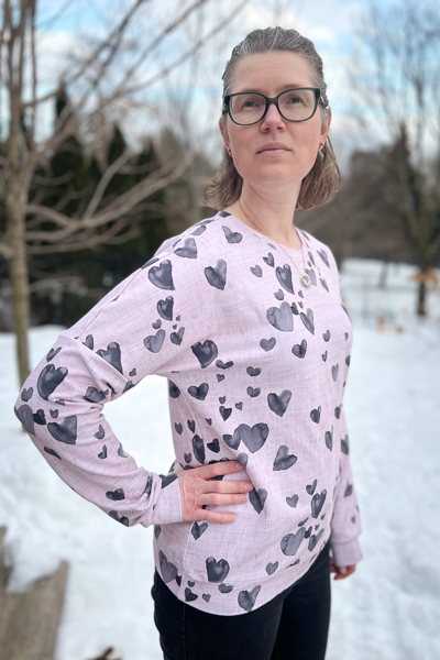 A dolman sweater with full length sleeves from Sofiona Designs PDF patterns for girls, tweens, teens, and women.